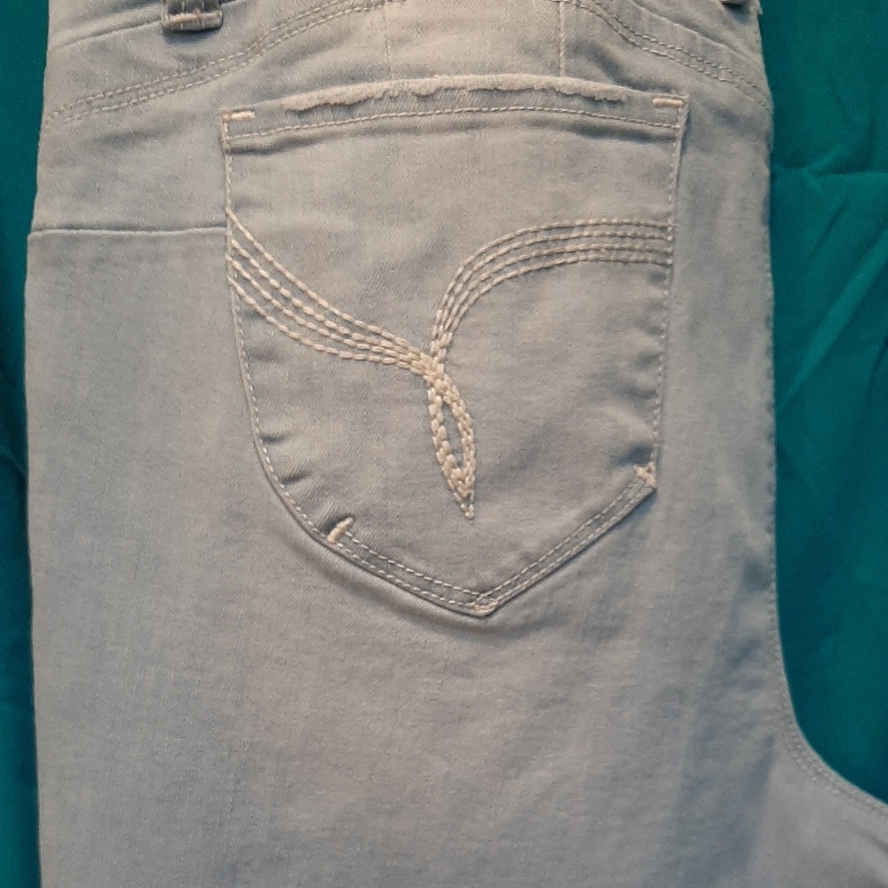 Ymi Jeans - Picture 3 of 3